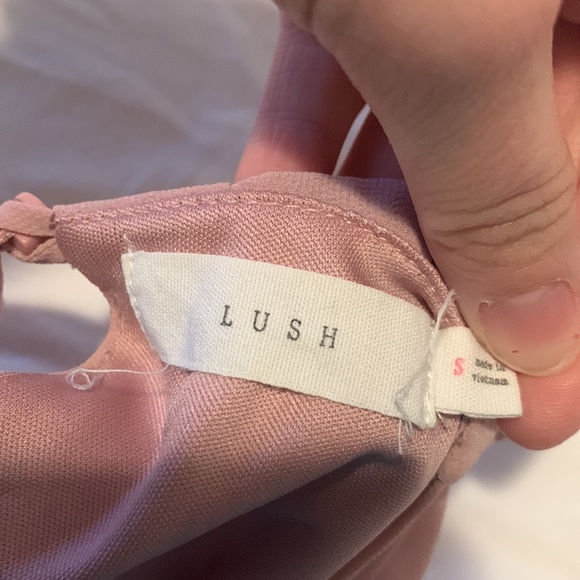 Pink dress - Picture 3 of 4